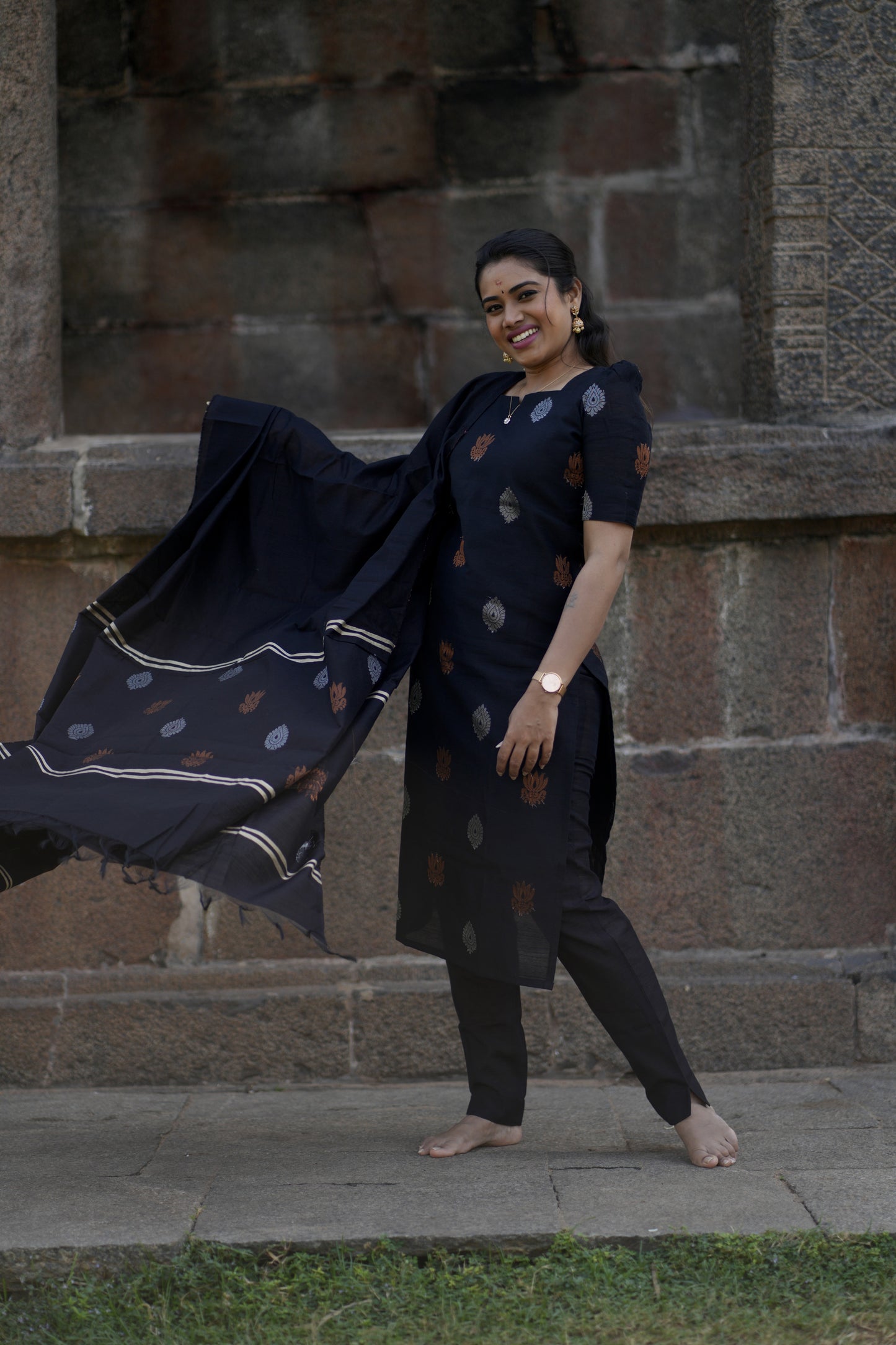 Ilavarasi Raw Silk Salwar Set in Black
